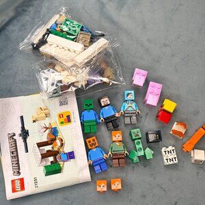 LEGO Minecraft 21251 Steve’s Desert Expedition + Extra Minecraft Figures Lot